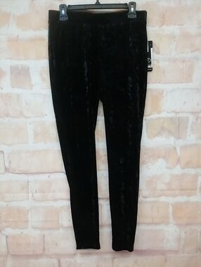 NWT New Directions Black Velvet Leggings Size M